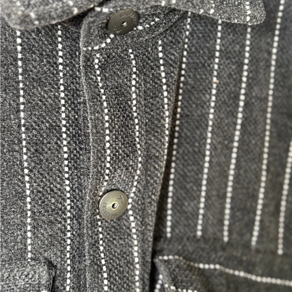 Undercut Authentic Casuals Rookie Edition Pinstripe Button Up Shirt Size L